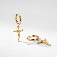 Crucifix-oorbellen in goud