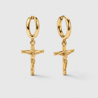 Crucifix-oorbellen in goud